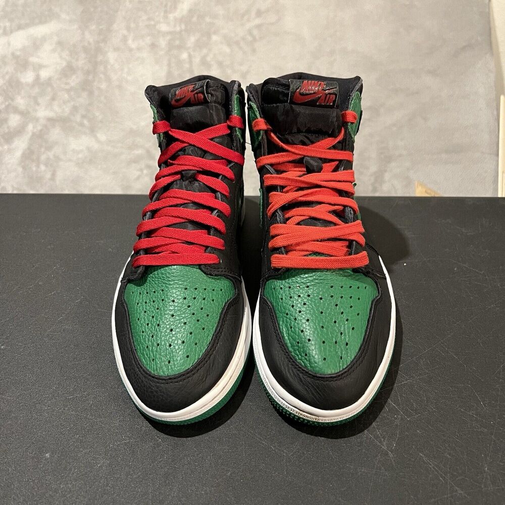 Air Jordan 1 Retro High OG Pine Green 2.0 - Picture 2 of 11